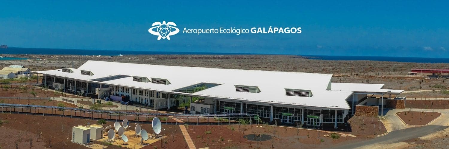 Aeropuerto Ecológico de Galápagos con Charles la Tortuga